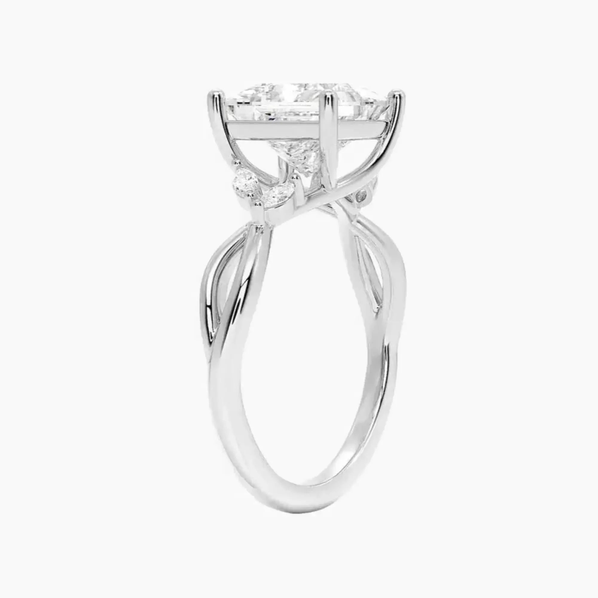 Amara Princess Designer 2.5 Carat Lab Grown Diamond Engagement Ring in 18K Yellow Gold